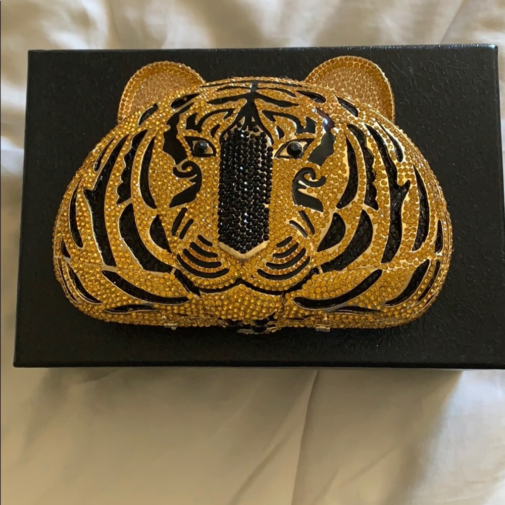 La Regale Crystal Tiger Clutch Purse